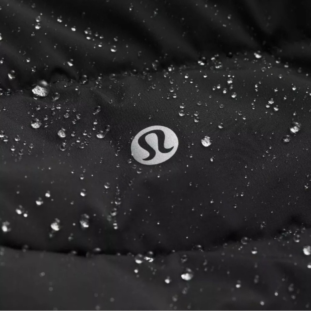 Lululemon Down for it all Black Jacket Size 8 - Picture 7 of 9